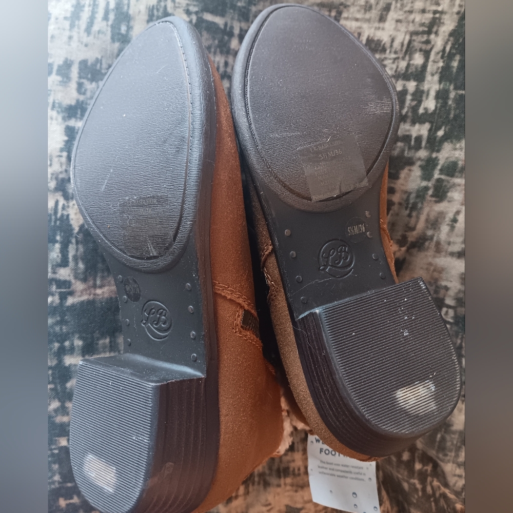 Lucky Brand Weatherized Tan Leather Ankle Booties Faux Fur Lining NWT  Size 5.5 - Picture 6 of 6